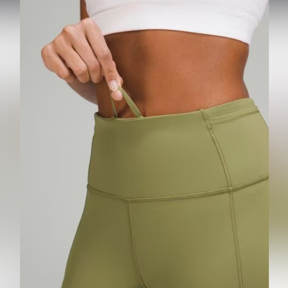Lululemon- Like New- Sz 8- Fast and Free II- 28”- Bronze Green- 7 Pockets! - Picture 8 of 16